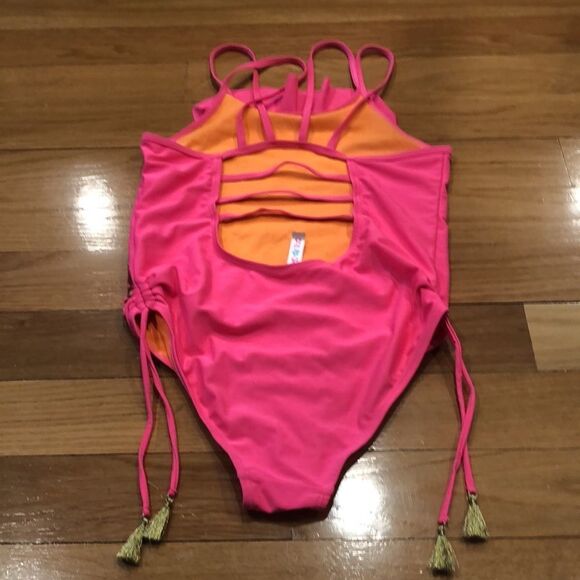 limited too girls one piece swimsuit size 14/16. - Picture 4 of 7